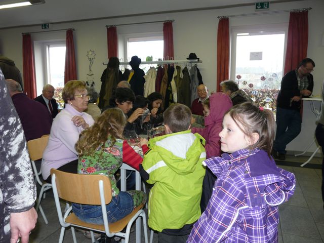 Basar 20011 009.jpg